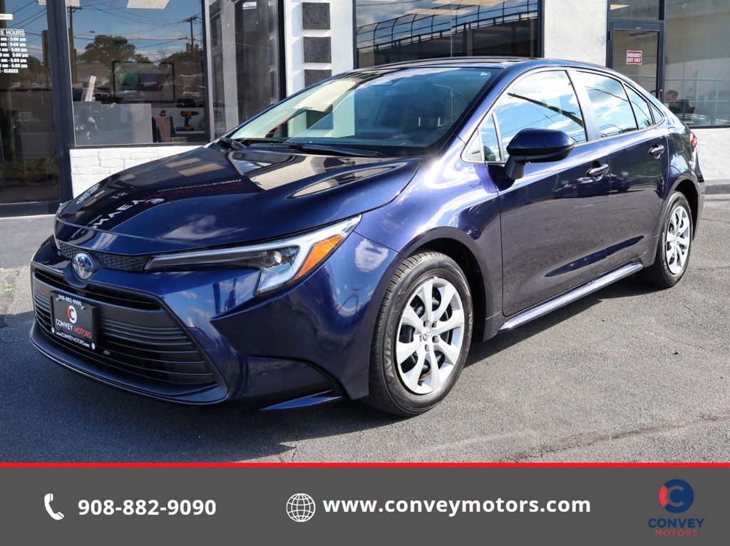 Used 2025 Toyota Corolla Hybrid LE Sedan