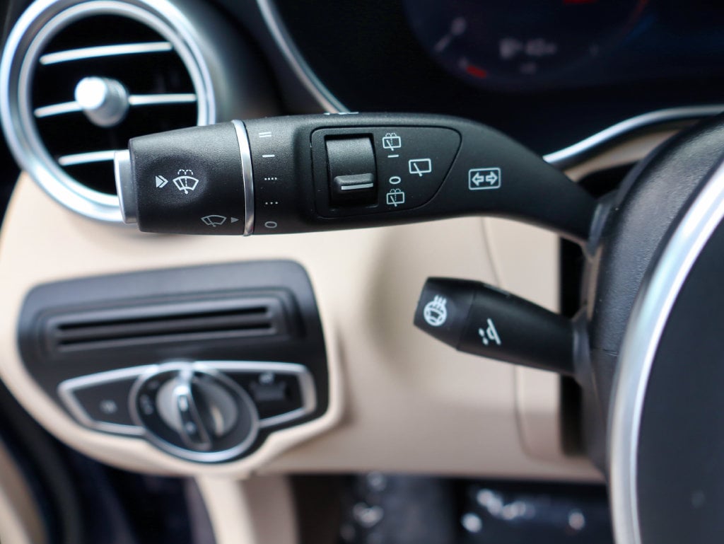 2022 Mercedes-Benz GLC GLC300 - Photo 35