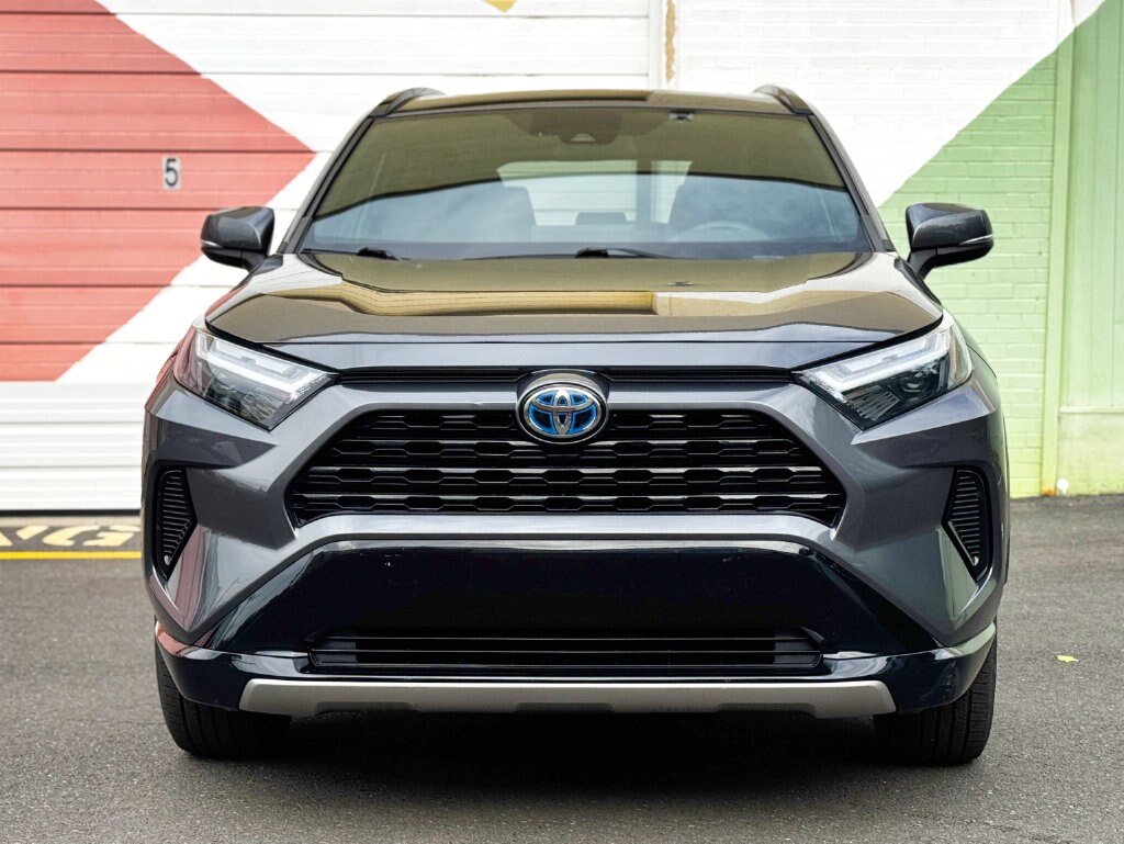 Used 2022 Toyota RAV4 Hybrid SE SUV
