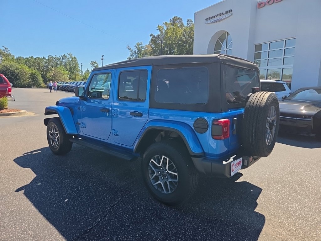 Certified 2025 Jeep Wrangler Sahara SUV