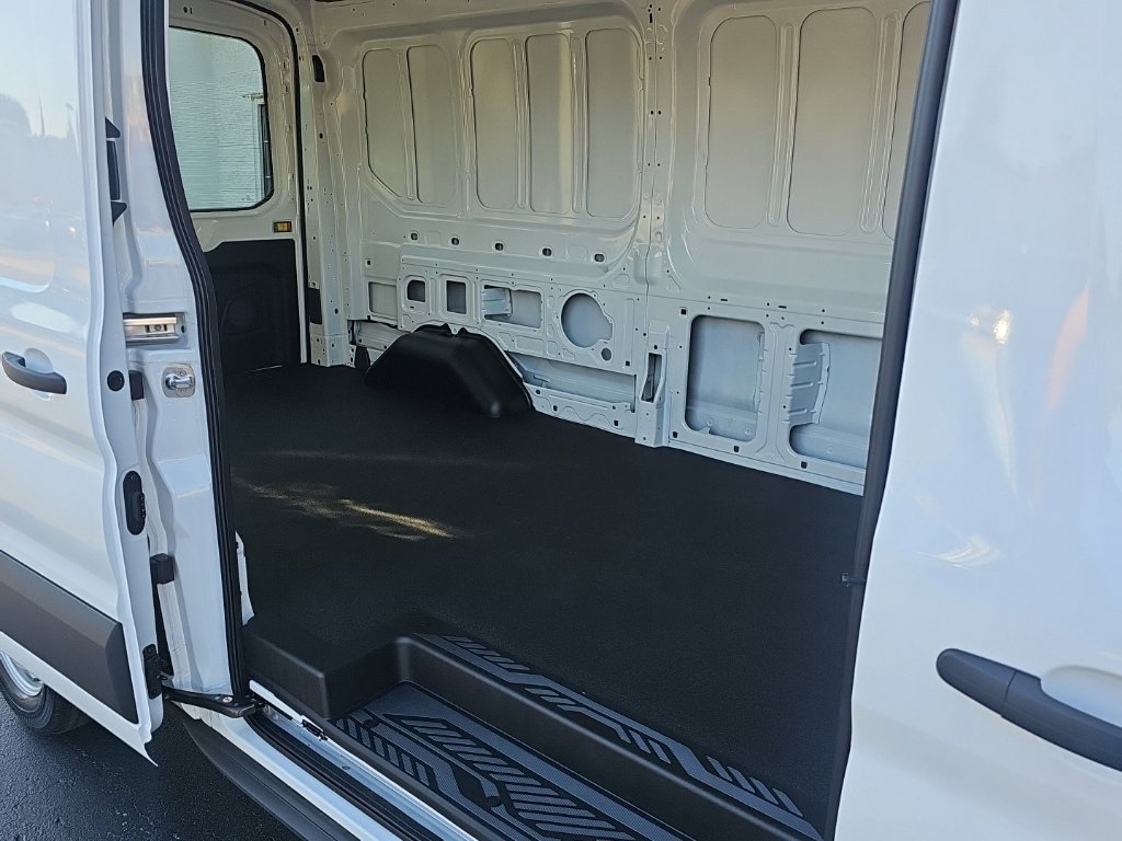 2026 Ford Transit Van Base - Photo 21