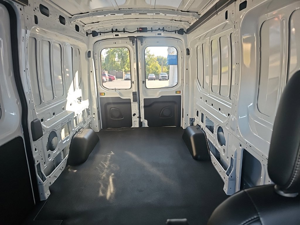 2026 Ford Transit Van Base - Photo 10