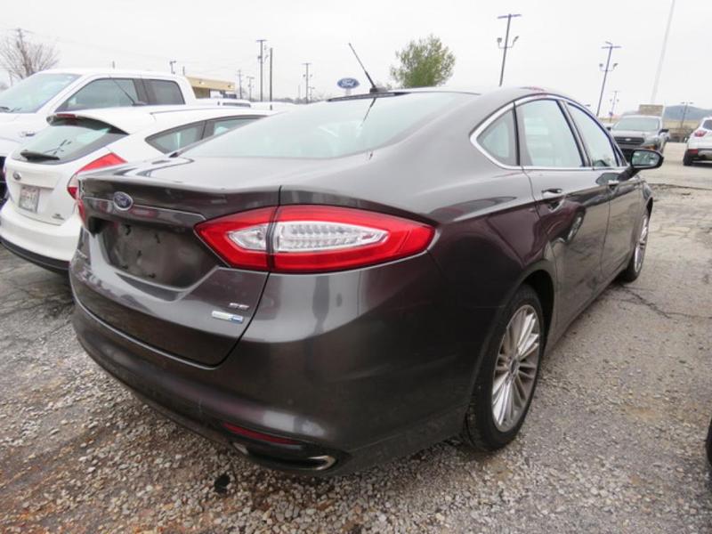 Used 2016 Ford Fusion Sedan