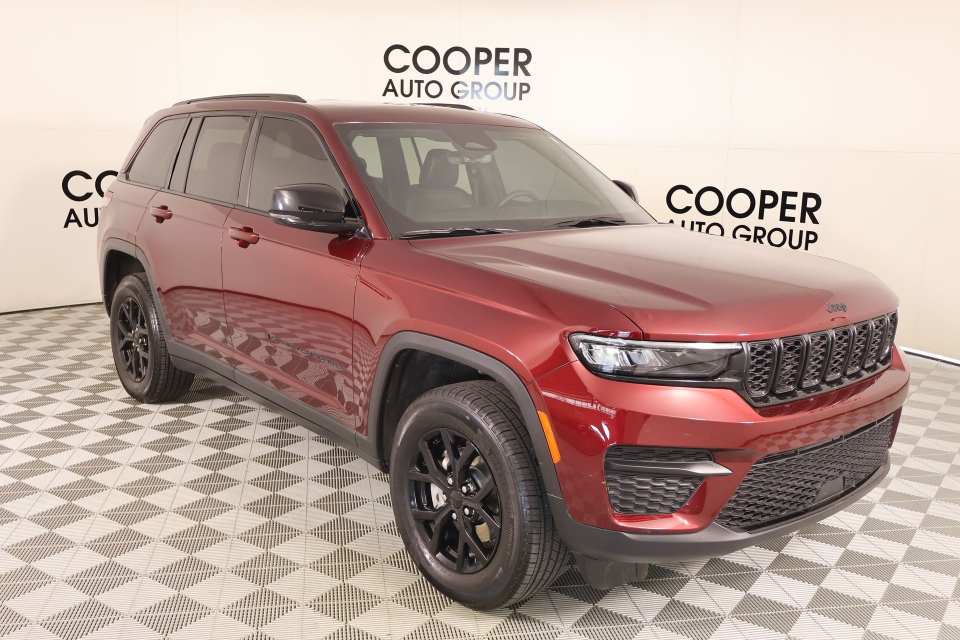 2025 Jeep Grand Cherokee Altitude