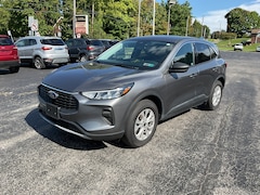 2024 Ford Escape Active AWD with Tech Package, Heated Seats & Steer Active AWD