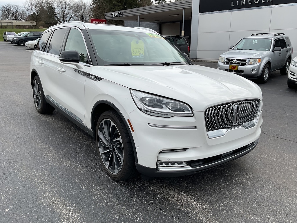 Used 2021 Lincoln Aviator Reserve AWD with Navigation and Pano Moon Roof Reserve AWD