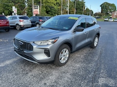 2023 Ford Escape Active AWD with Heats Seats and Steering Active AWD