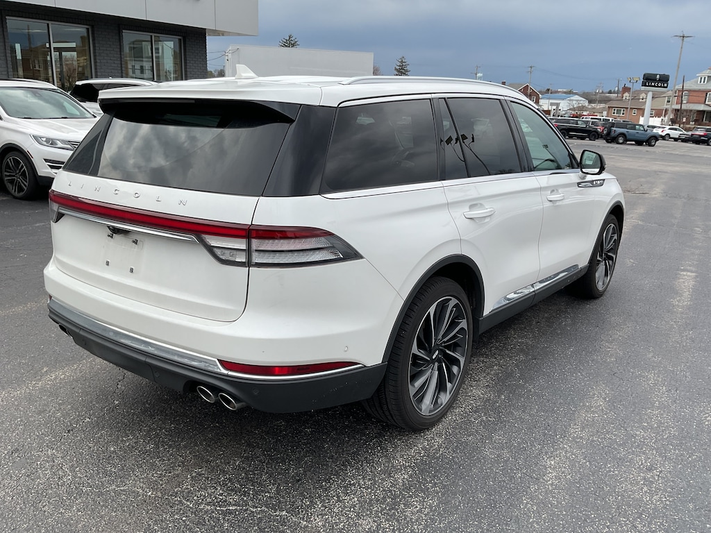 Used 2021 Lincoln Aviator Reserve AWD with Navigation and Pano Moon Roof Reserve AWD