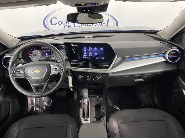 2024 Chevrolet Trax LS - Photo 14