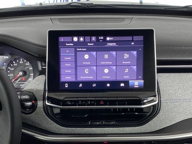 2023 Jeep Compass Latitude - Photo 19