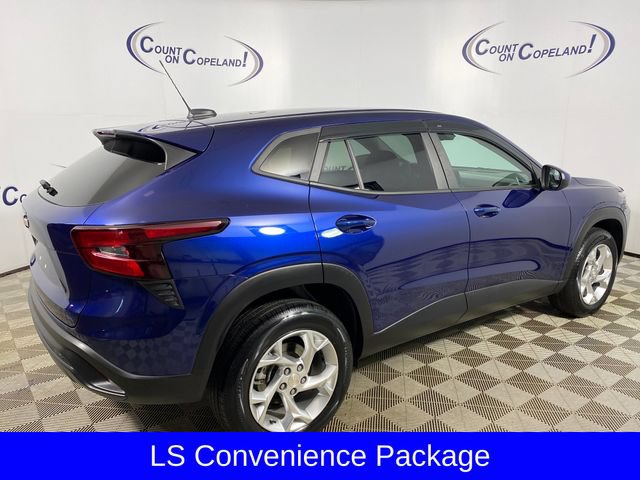 2024 Chevrolet Trax LS - Photo 7