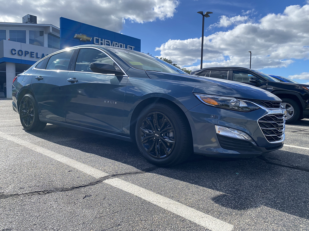 Used 2025 Chevrolet Malibu 1LT Car