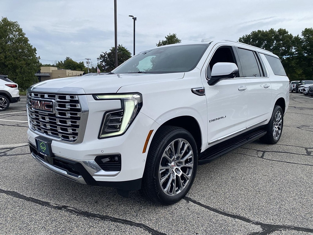 Used 2025 GMC Yukon XL Denali SUV