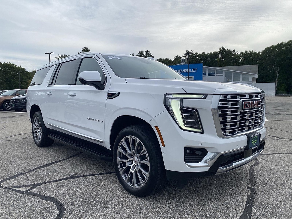 Used 2025 GMC Yukon XL Denali SUV