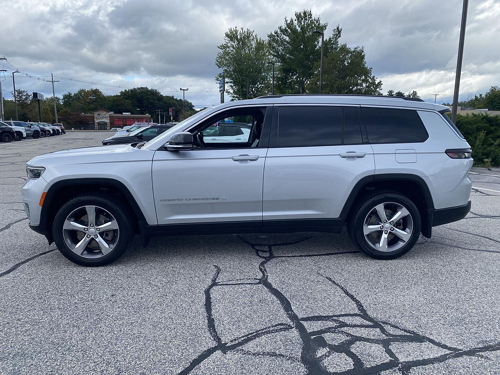Used 2022 Jeep New Grand Cherokee Limited SUV