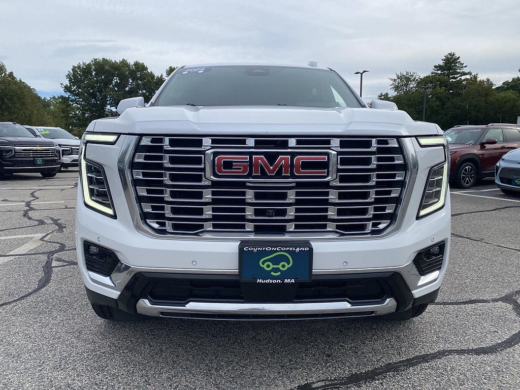 Used 2025 GMC Yukon XL Denali SUV