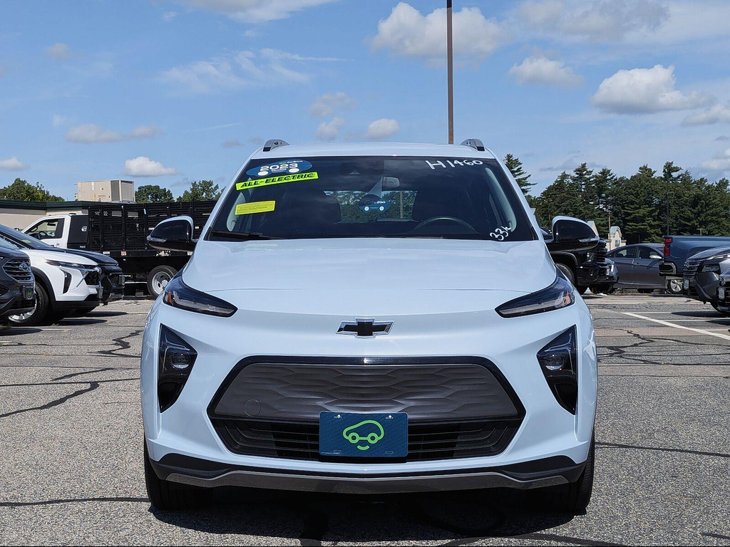 Used 2023 Chevrolet Bolt EUV LT with VIN 1G1FY6S03P4189774 for sale in Hudson, MA