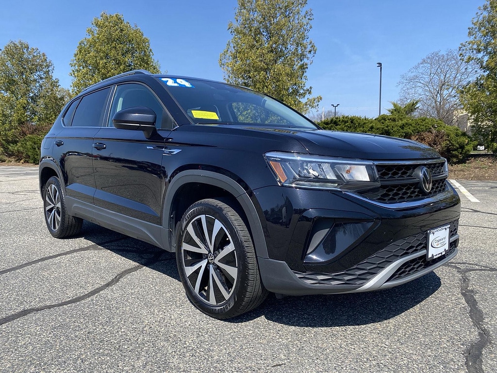 Used 2024 Volkswagen Taos 1.5T SE SUV