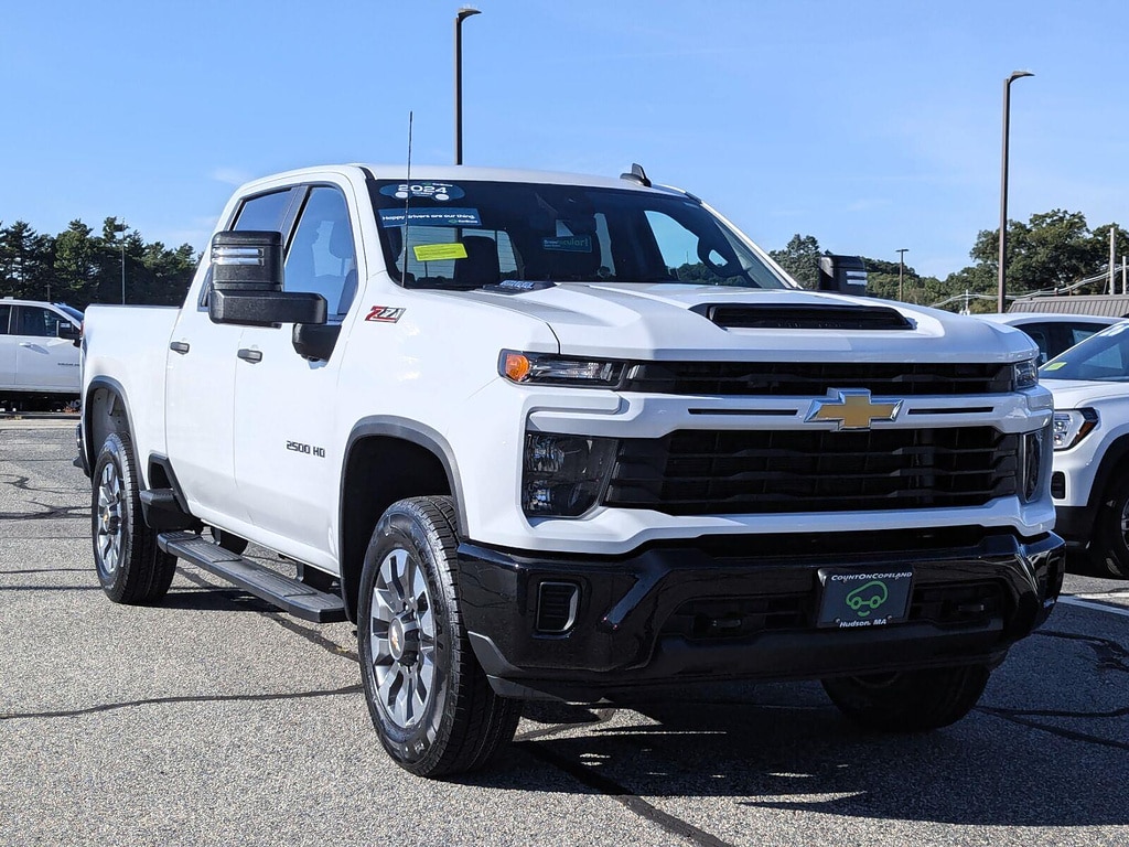 Used 2024 Chevrolet Silverado 2500 HD Custom Truck