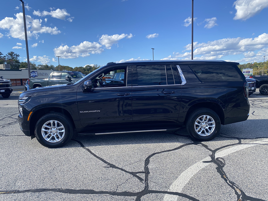 Used 2026 Chevrolet Suburban LT SUV