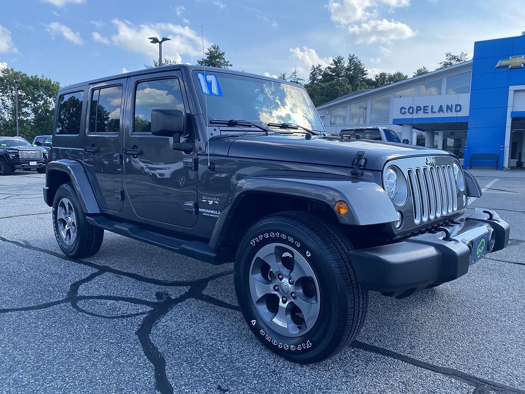 Used 2017 Jeep Wrangler Unlimited Sahara SUV