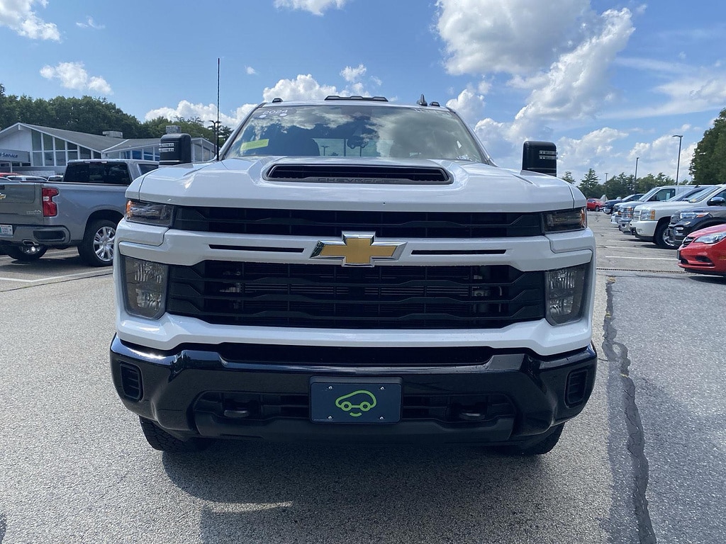 Used 2024 Chevrolet Silverado 2500 HD Custom Truck