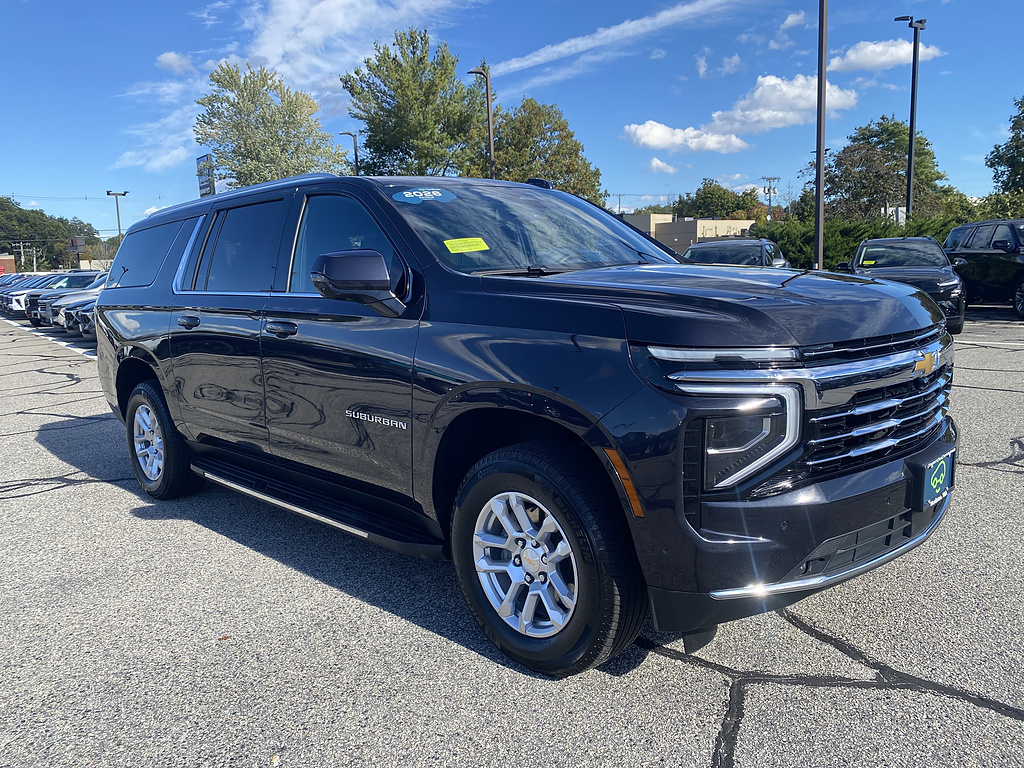 Used 2026 Chevrolet Suburban LT SUV