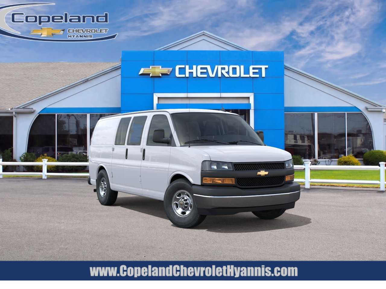2025 Chevrolet Express Cargo