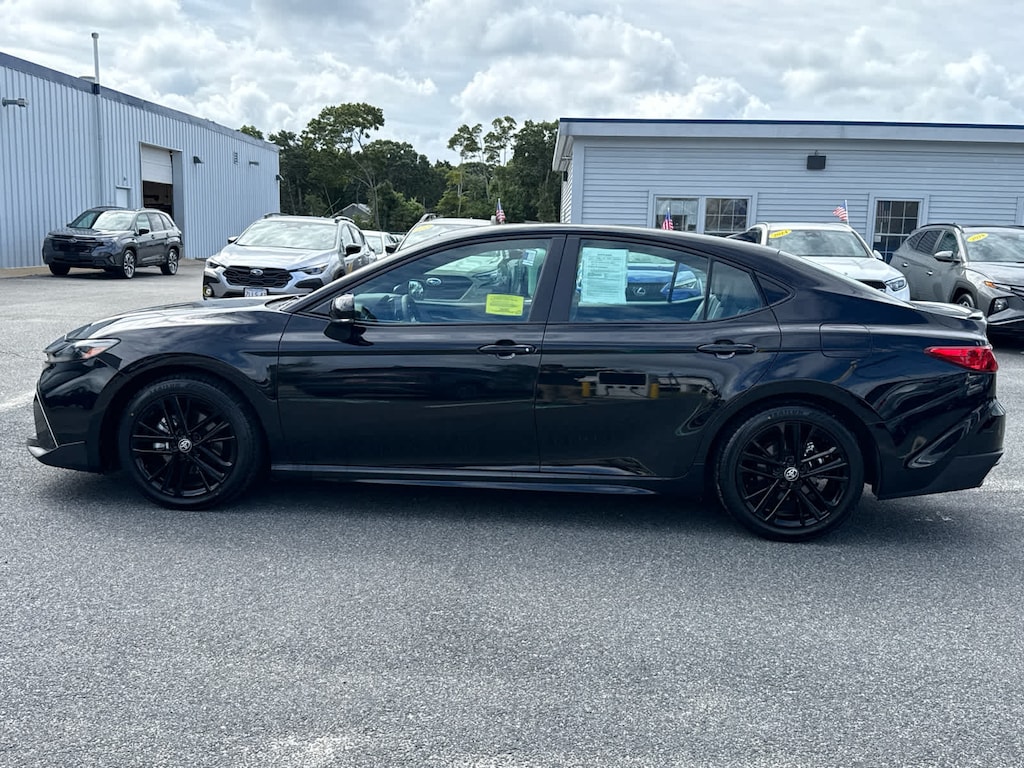 Used 2025 Toyota Camry SE Sedan