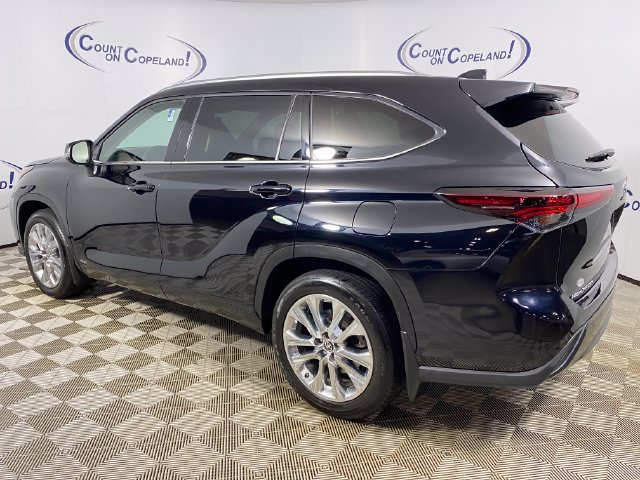 Used 2024 Toyota Highlander Hybrid Limited Hybrid Limited AWD