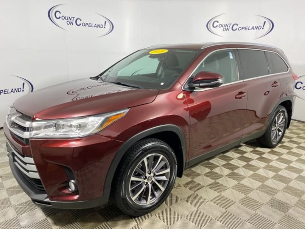 Used 2019 Toyota Highlander XLE V6 SUV