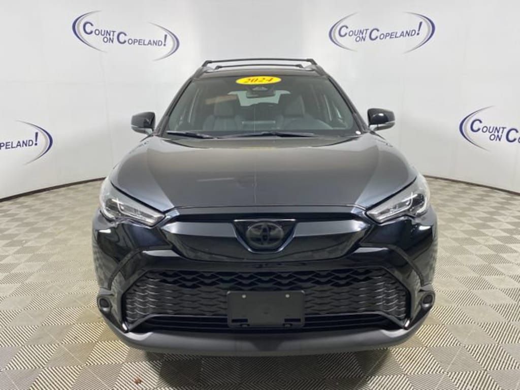 Certified 2024 Toyota Corolla Cross Hybrid SE Hybrid SE 4WD