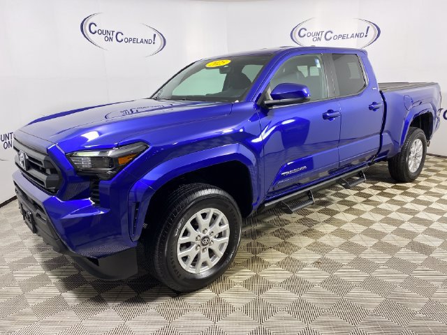 Certified 2025 Toyota Tacoma 4WD SR5 SR5 Double Cab 6 Bed AT