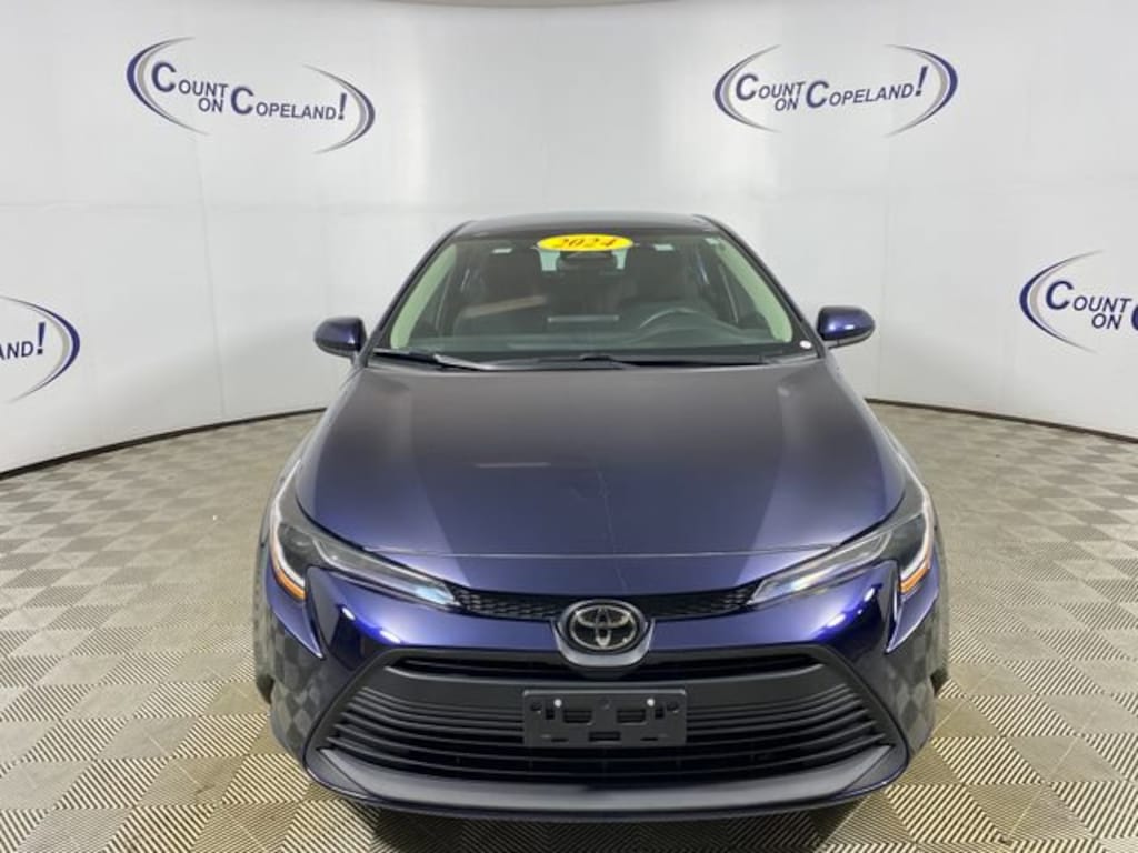 Certified 2024 Toyota Corolla LE Sedan