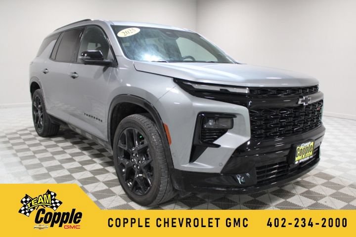 2025 Chevrolet Traverse RS