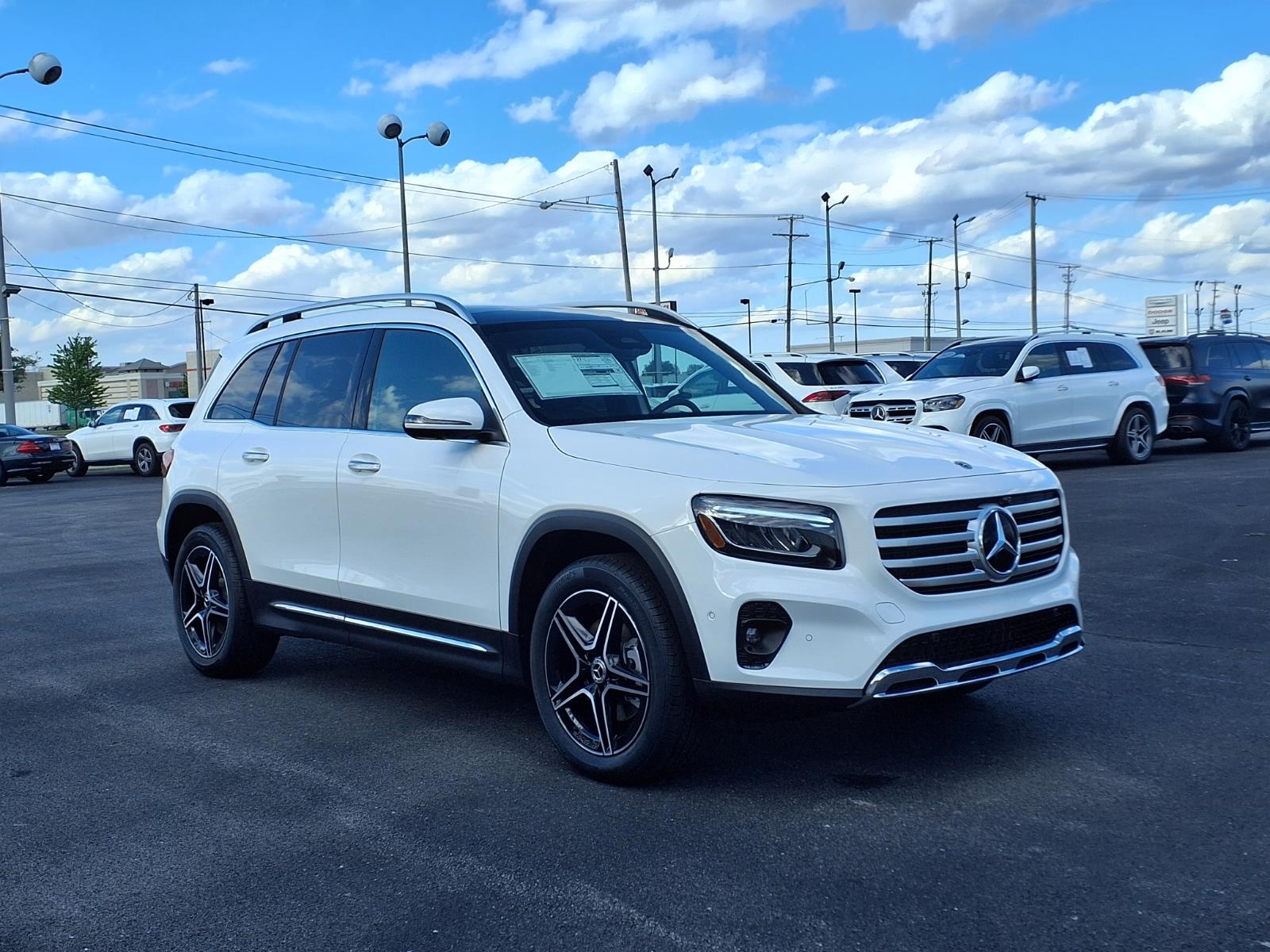 New 2024 Mercedes-Benz GLB Tiffin, OH