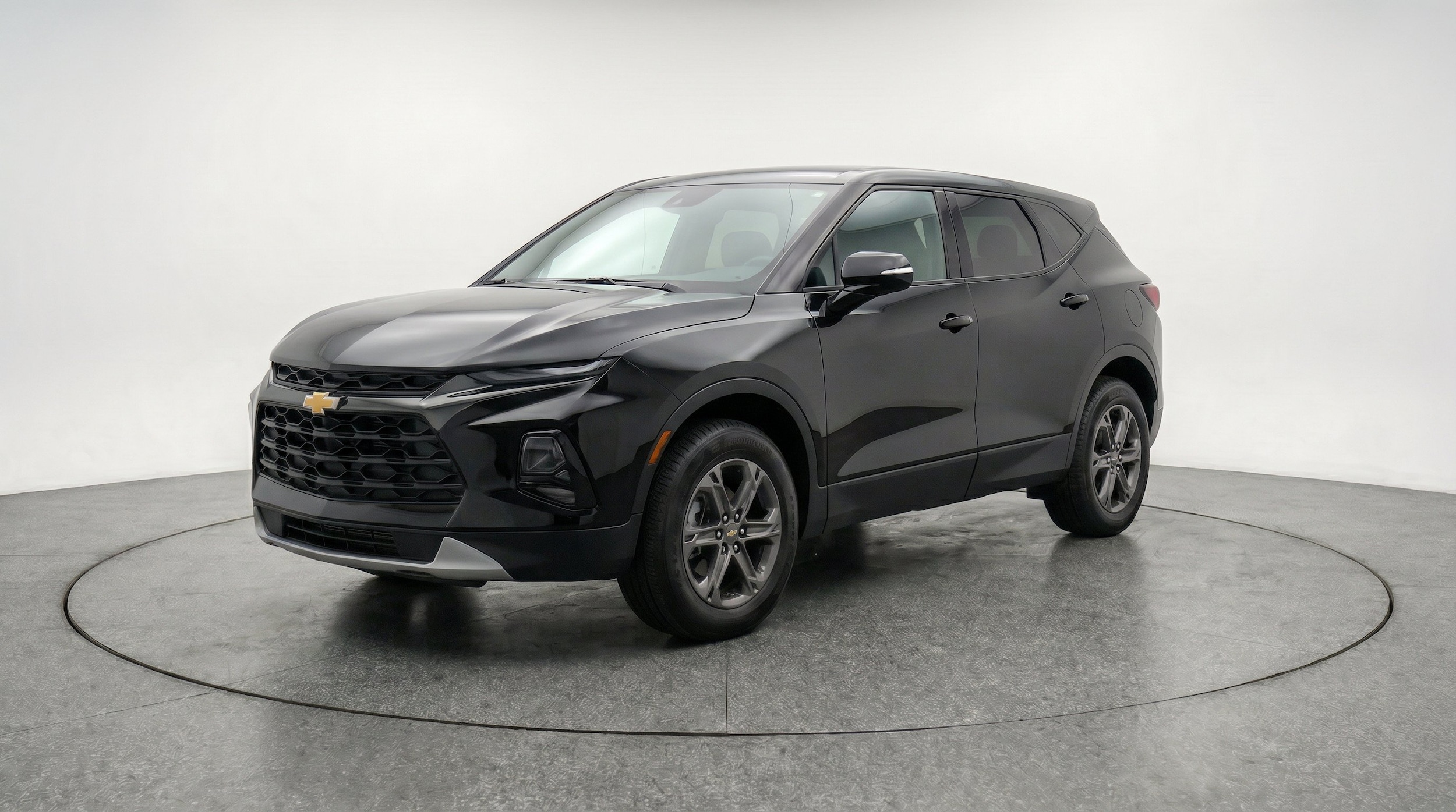 Thumbnail: 2026 Chevrolet Blazer - 3