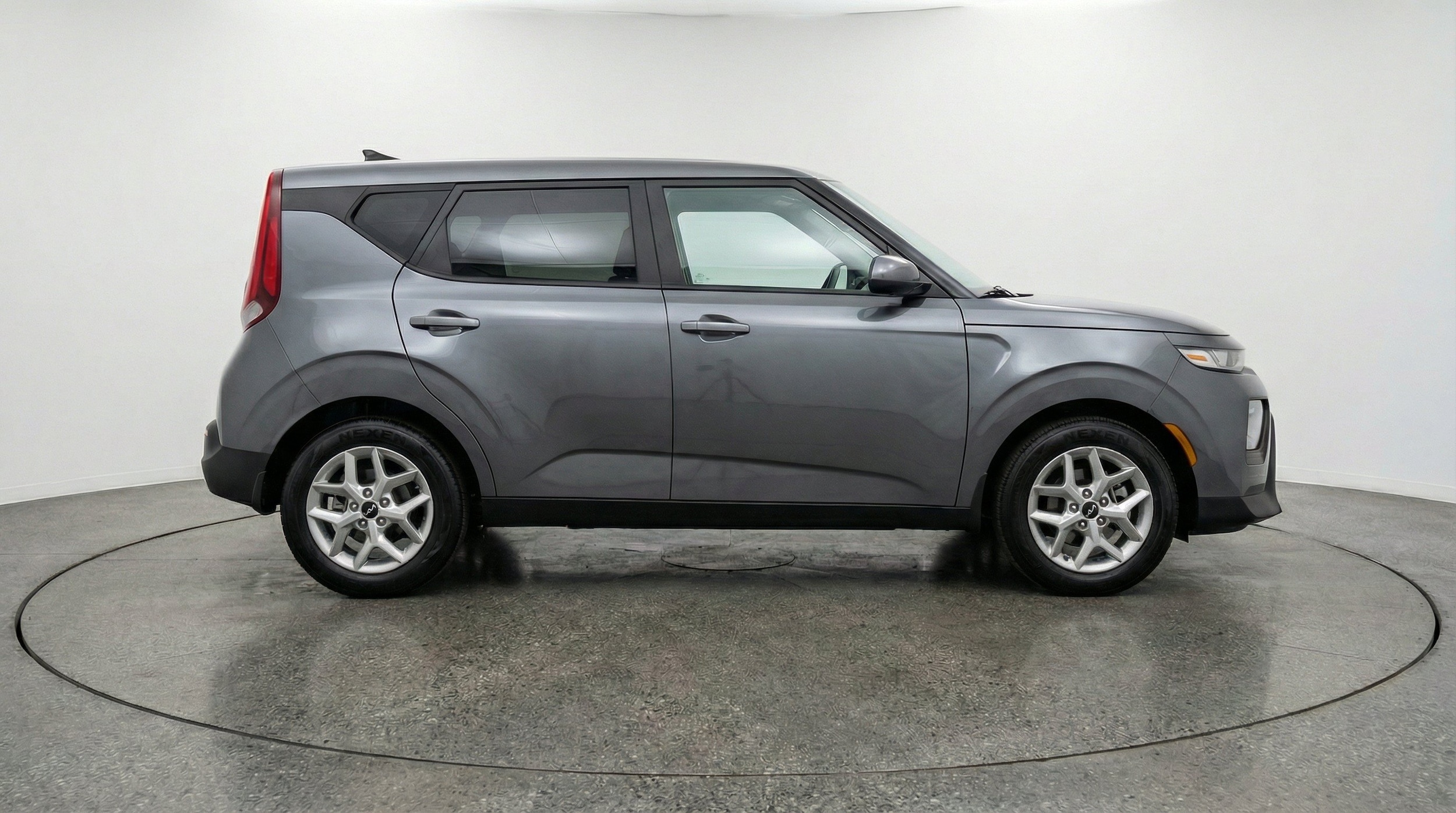 Thumbnail: 2025 Kia Soul - 10
