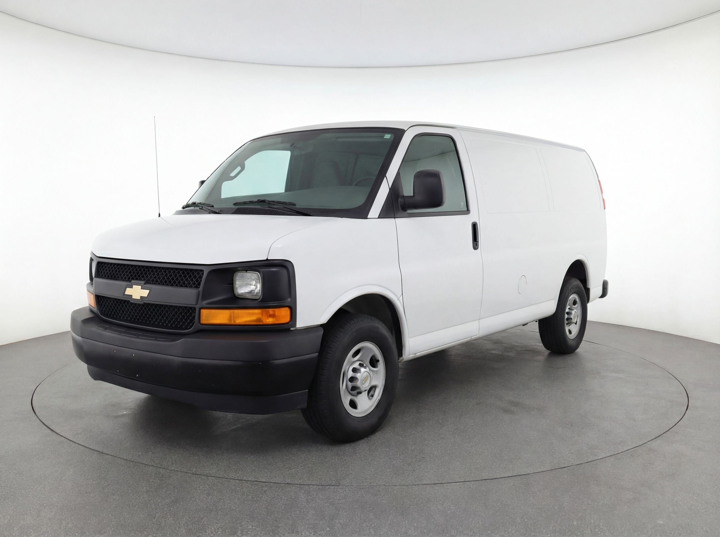 Thumbnail: 2025 Chevrolet Express - 3