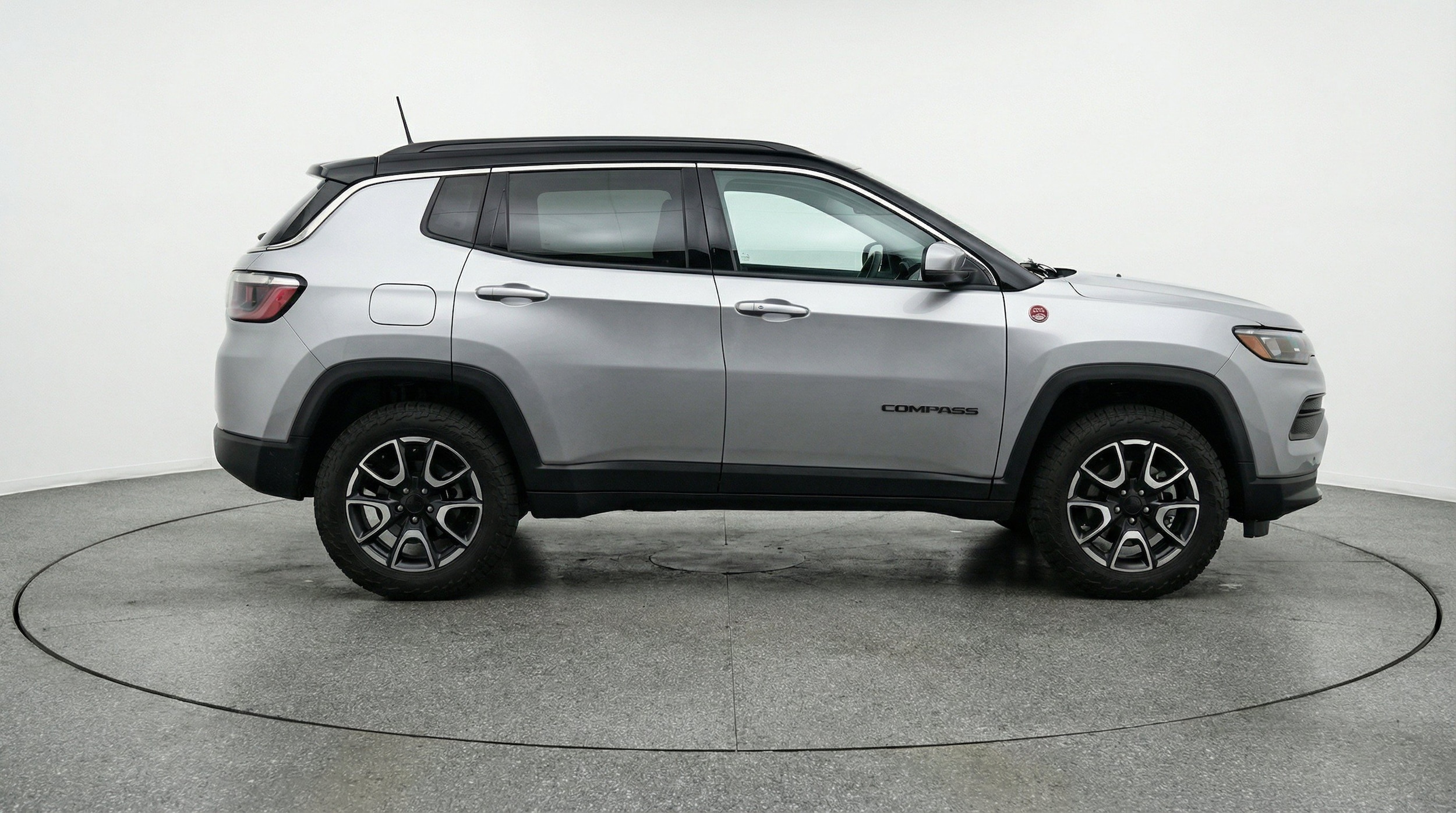 Thumbnail: 2025 Jeep Compass - 10