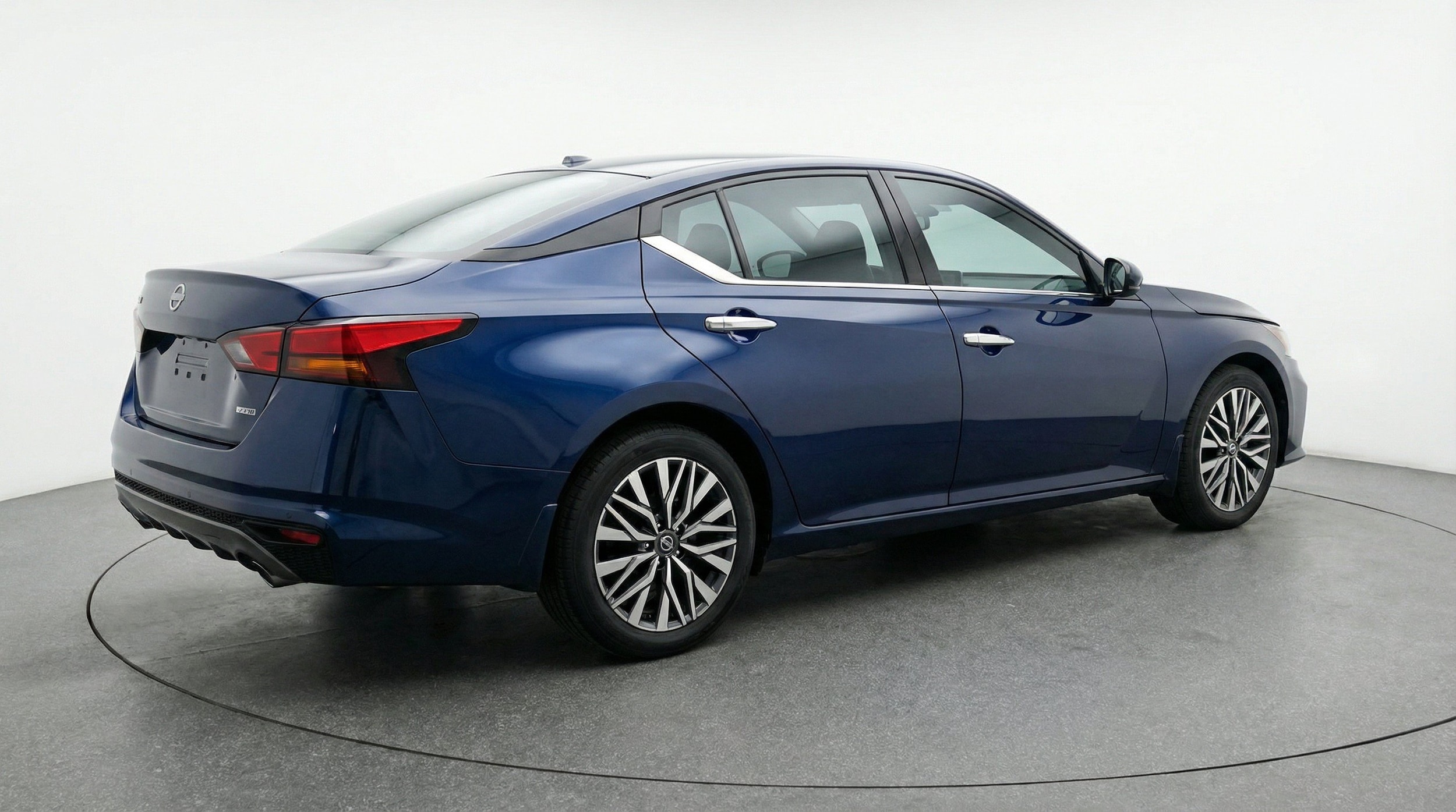 Thumbnail: 2025 Nissan Altima - 9