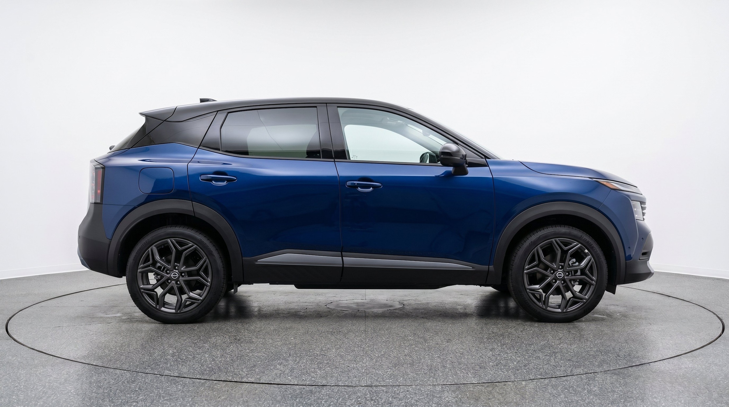 Thumbnail: 2026 Nissan Kicks - 10