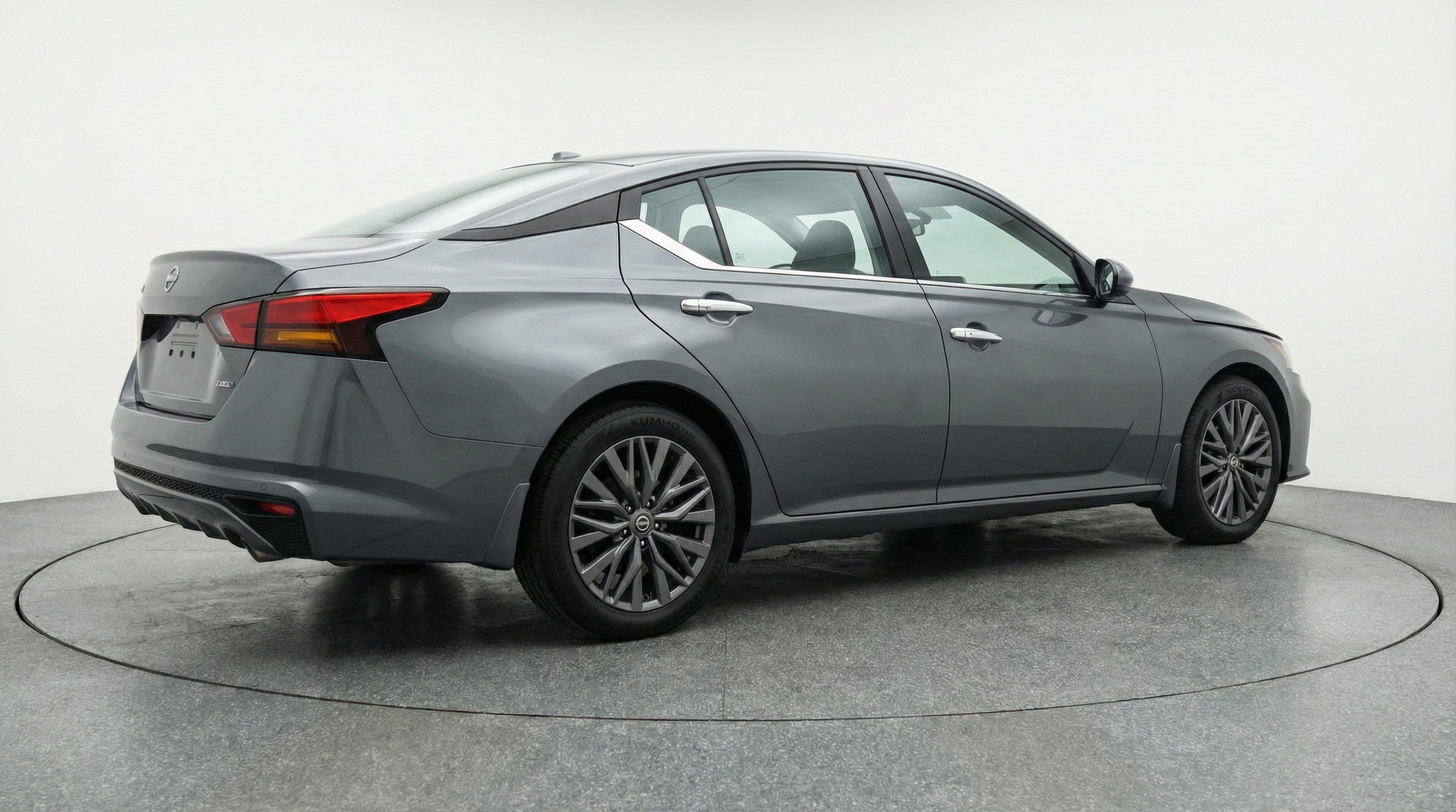 Thumbnail: 2025 Nissan Altima - 9
