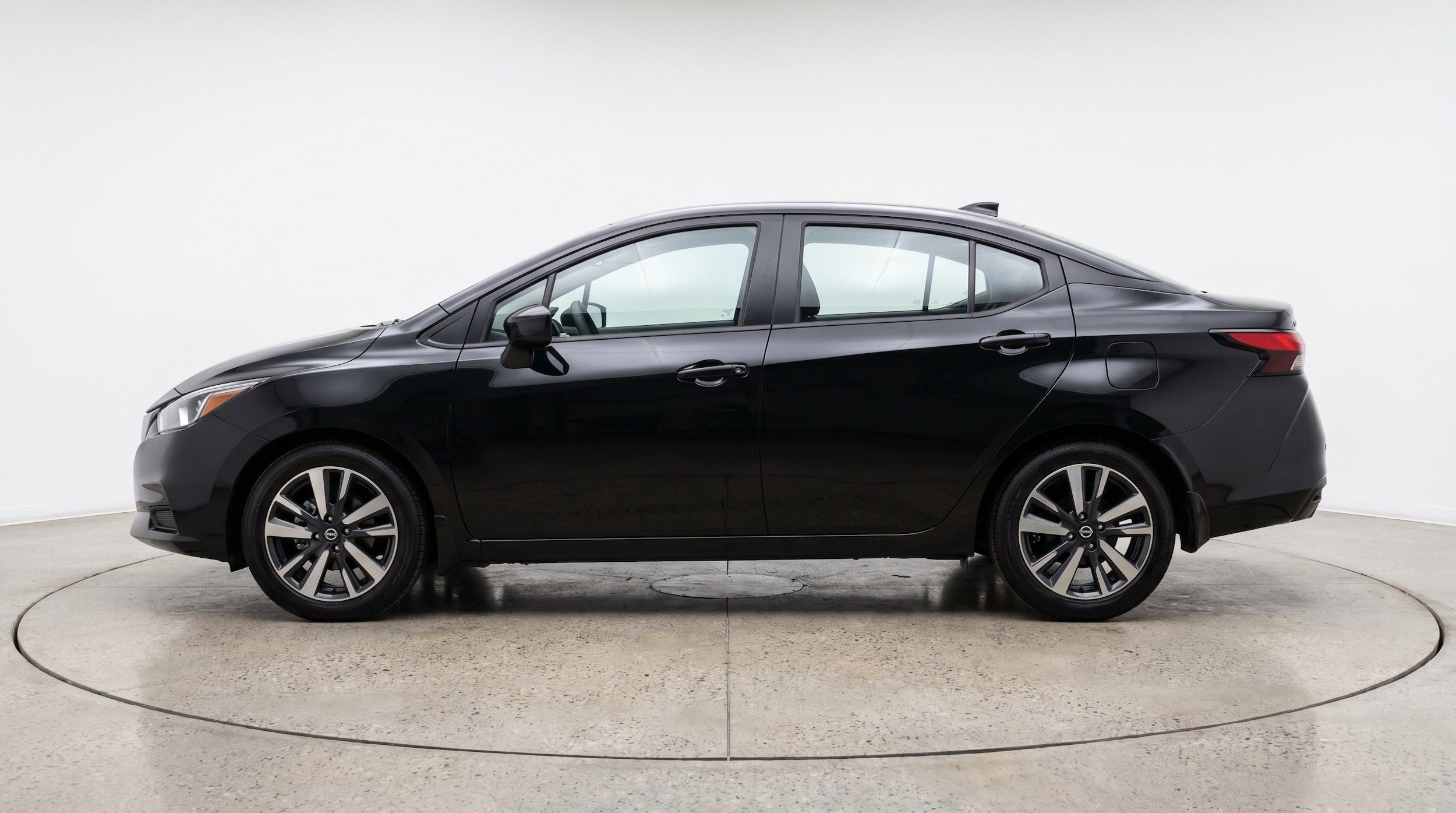 Thumbnail: 2025 Nissan Versa - 5