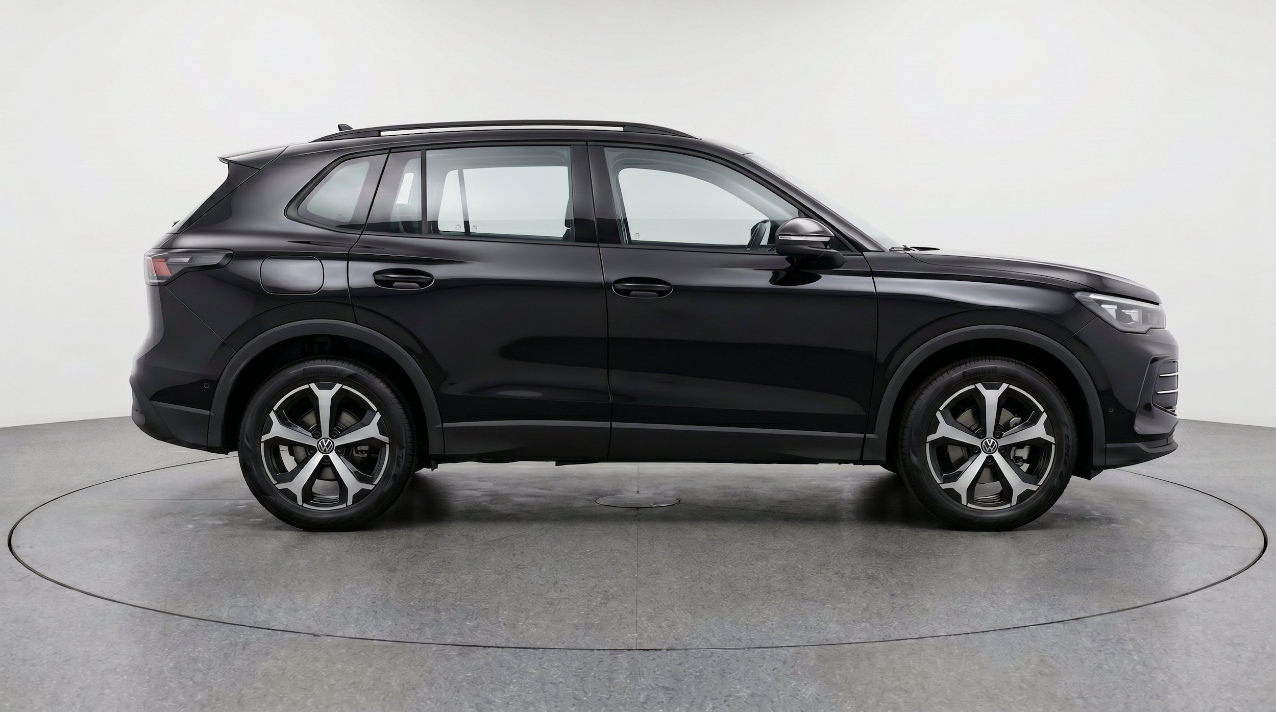 Thumbnail: 2026 Volkswagen Tiguan - 10