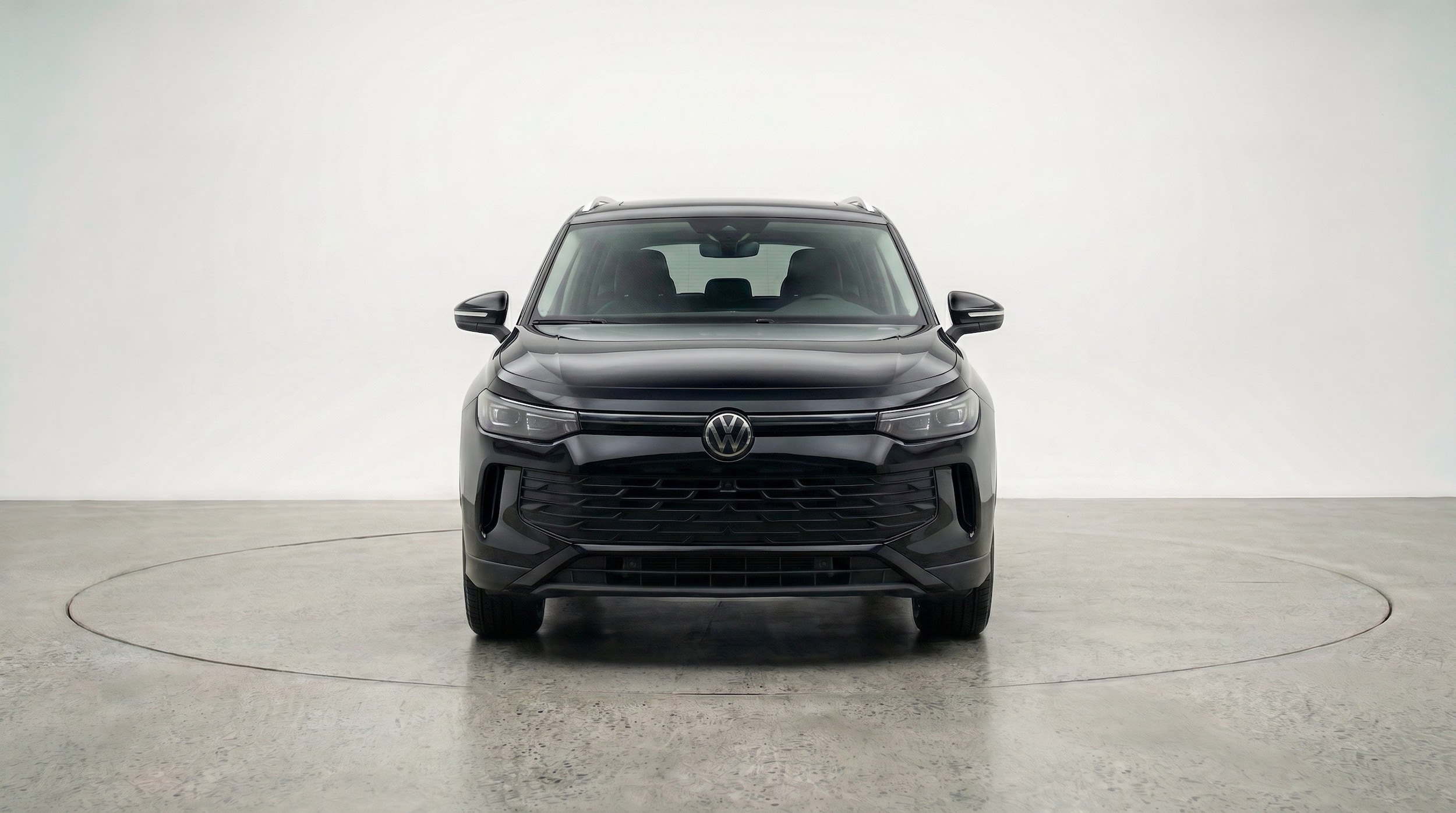 Thumbnail: 2026 Volkswagen Tiguan - 2