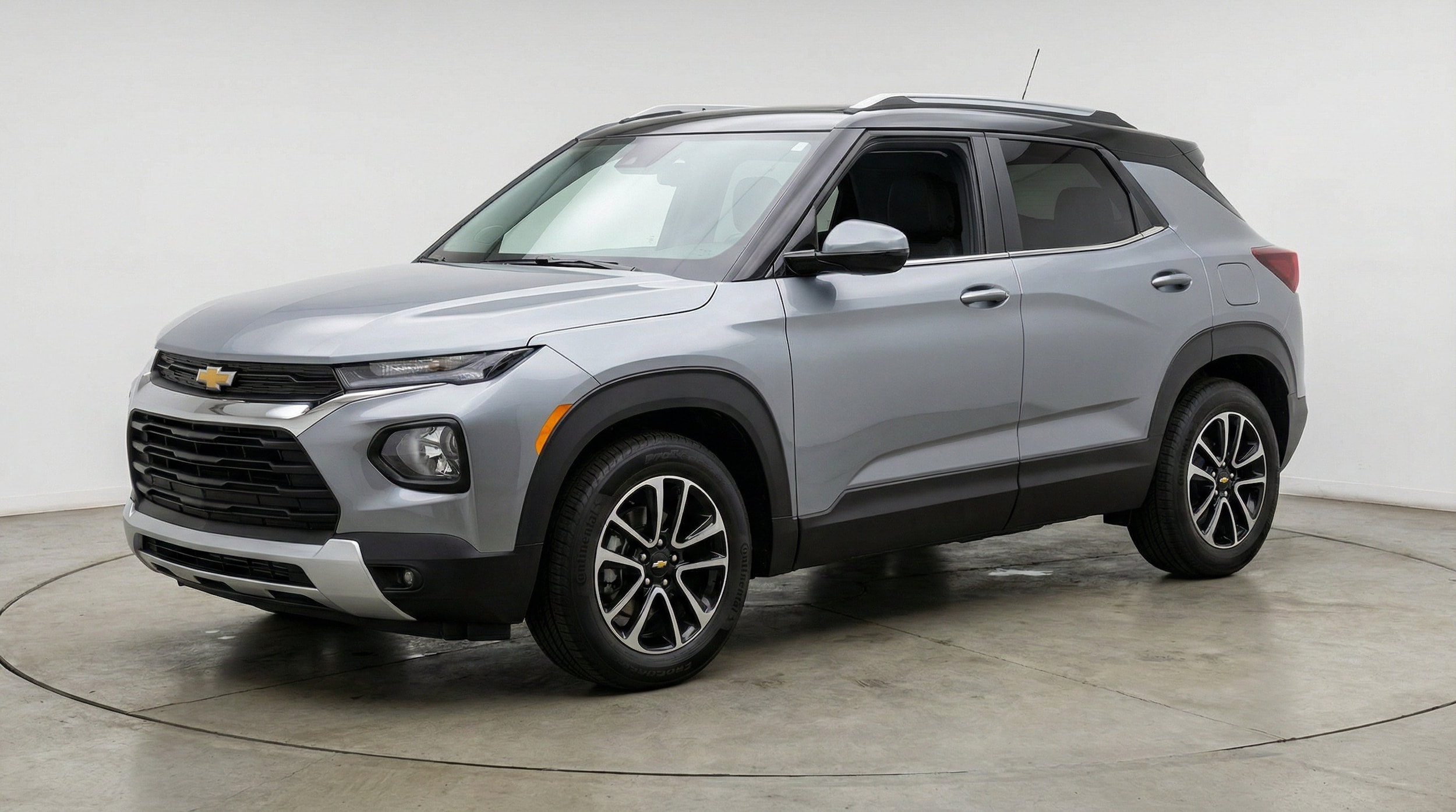 Thumbnail: 2025 Chevrolet TrailBlazer - 3
