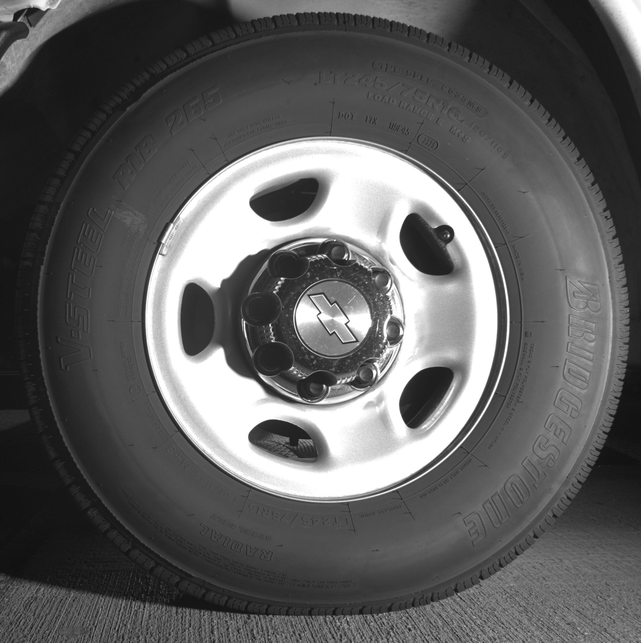 Thumbnail: 2025 Chevrolet Express - 11