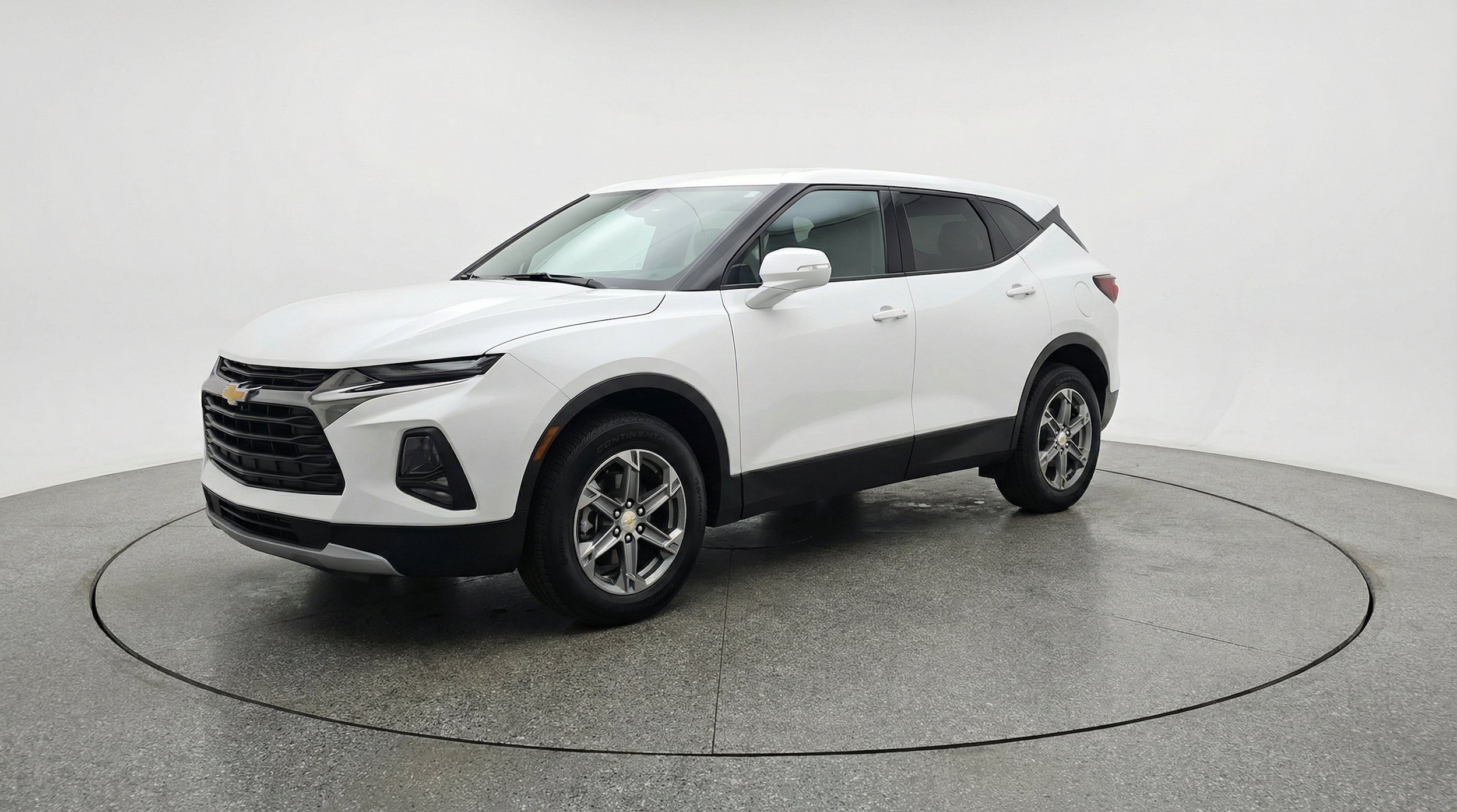 Thumbnail: 2025 Chevrolet Blazer - 3