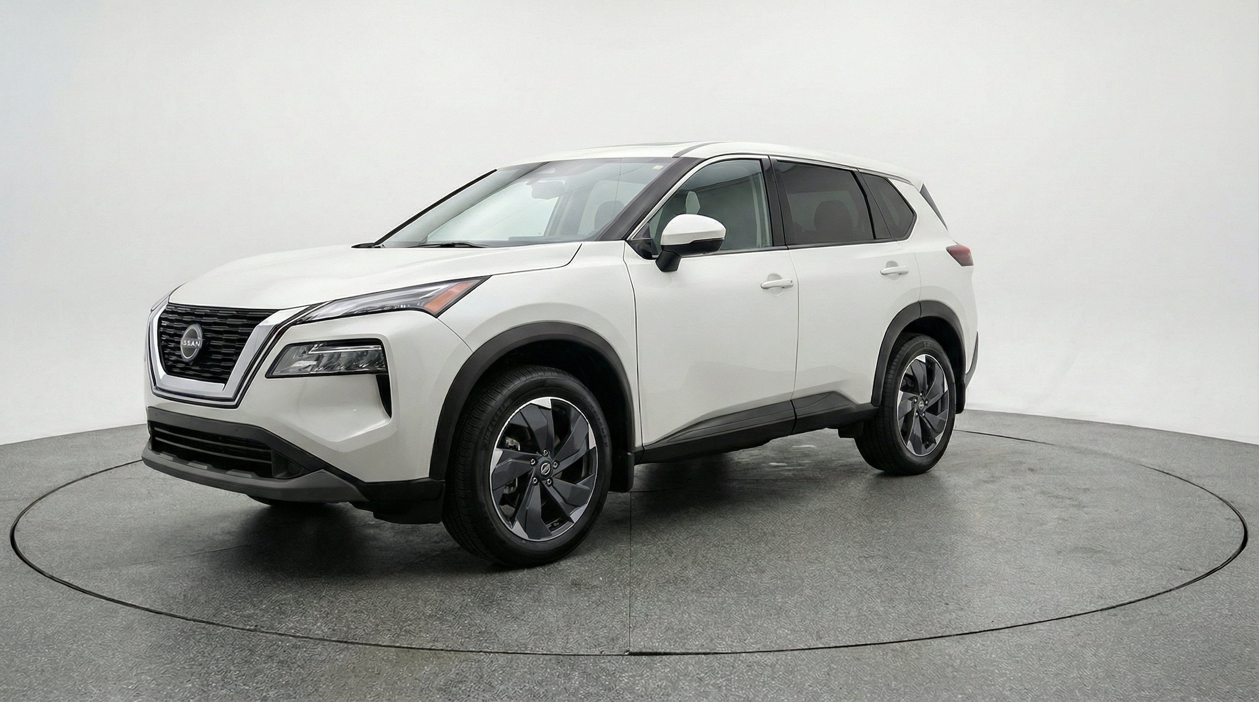 Thumbnail: 2025 Nissan Rogue - 3